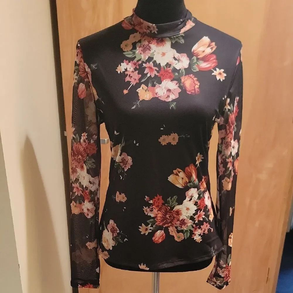 Rouge Lips Floral Long Sleeve Women's Mesh Shirt Sz L